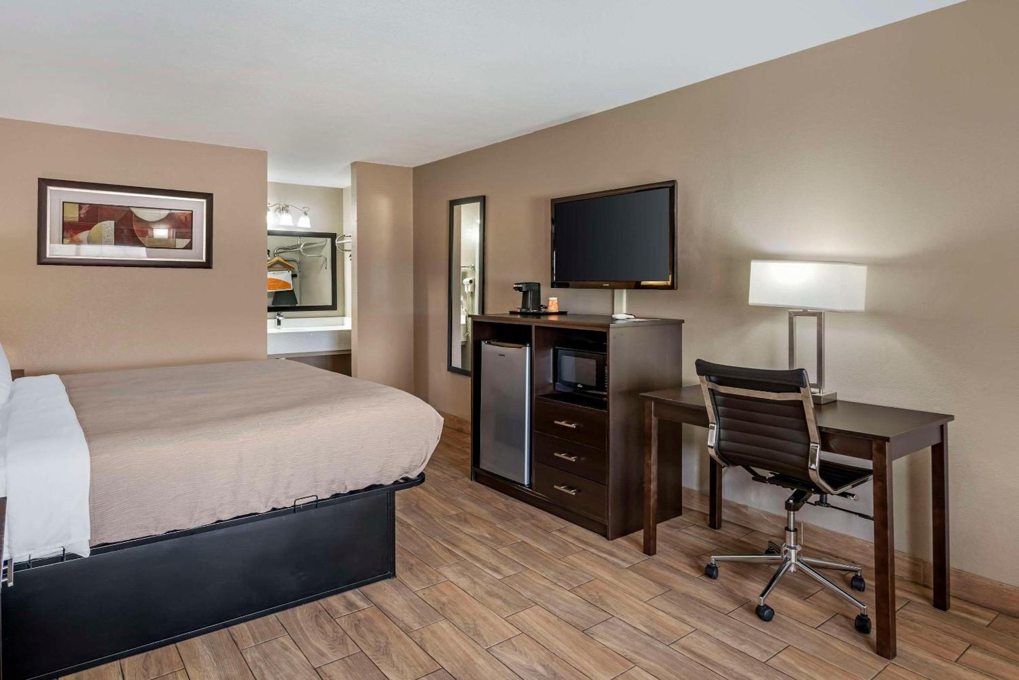 Quality Inn & Suites New Boston Extérieur photo
