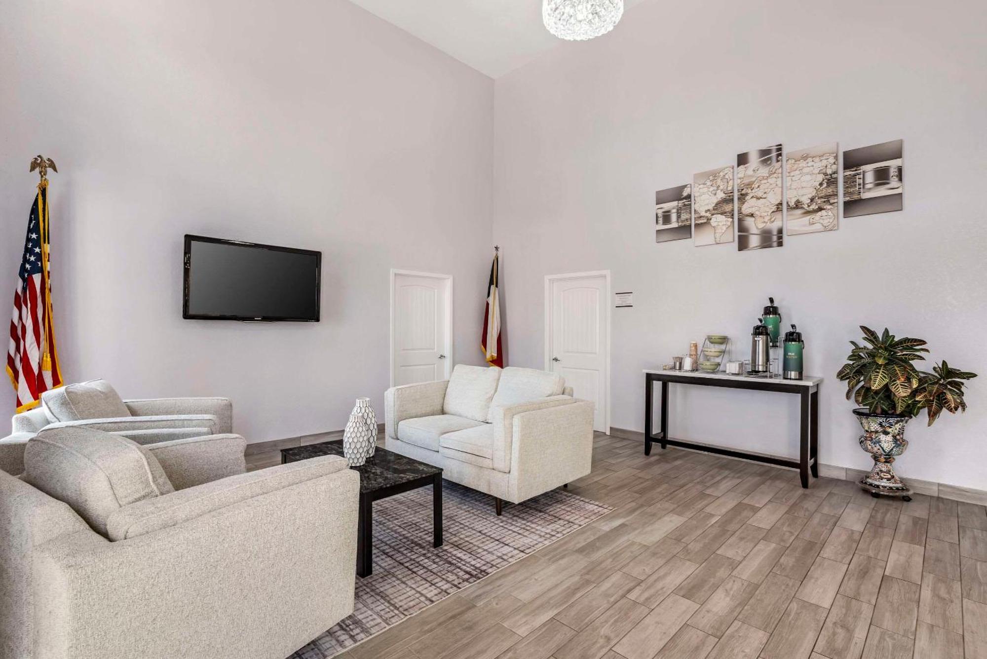 Quality Inn & Suites New Boston Extérieur photo
